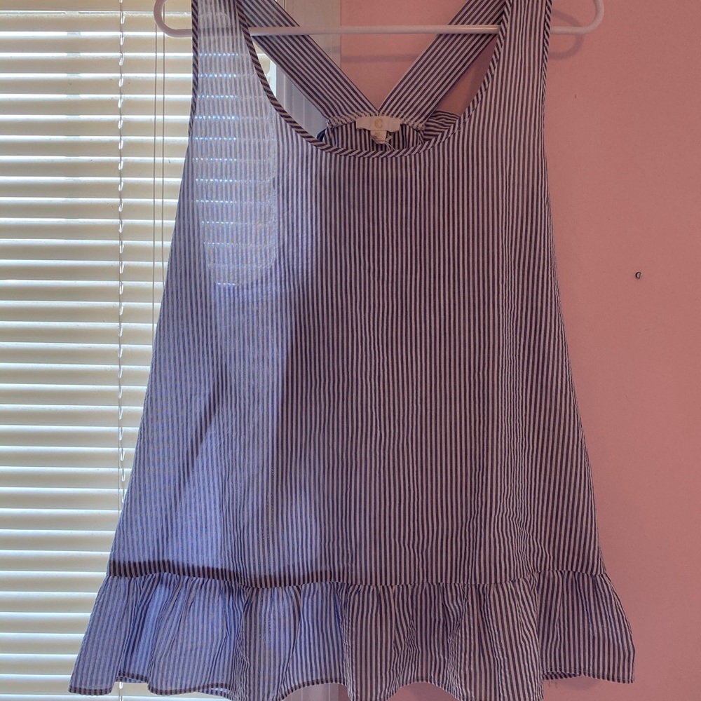 Striped blue and white top